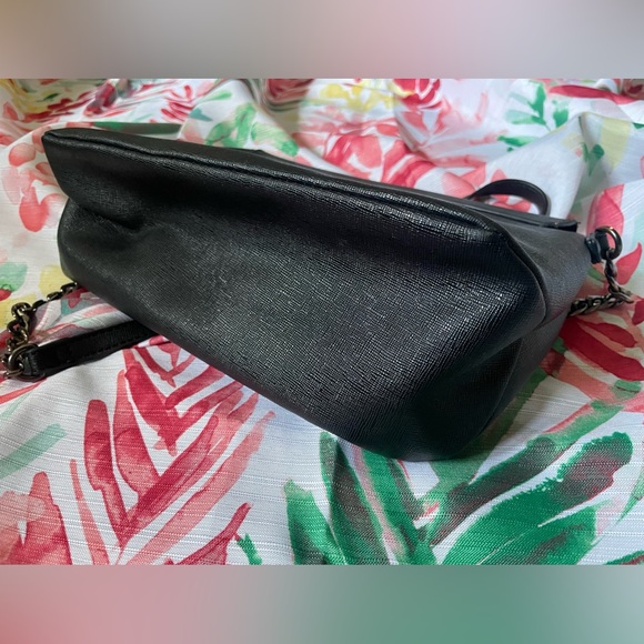 Armani Exchange Black Crossbody Chained Strap Handbag 🎄CUTE FOR THE HOLIDAYS!🎄 - Picture 8 of 8